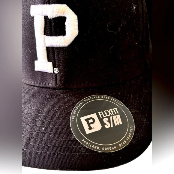 Portland Gear Hat Black Fitted Size S-M. NWT outdoor sports wear - Picture 2 of 7